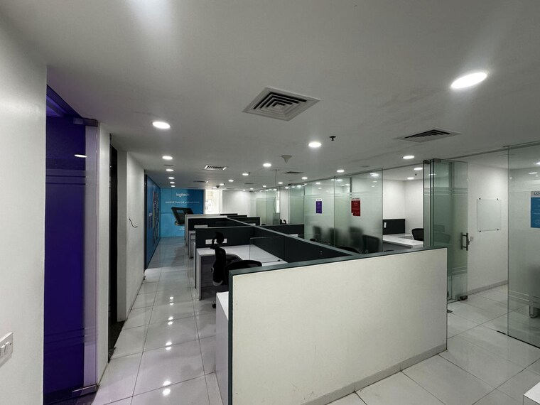 Kitchen, bandra kurla complex Commercial Office Space 2200 Sq.Ft. In Bandra Kurla Complex Mumbai 10715481