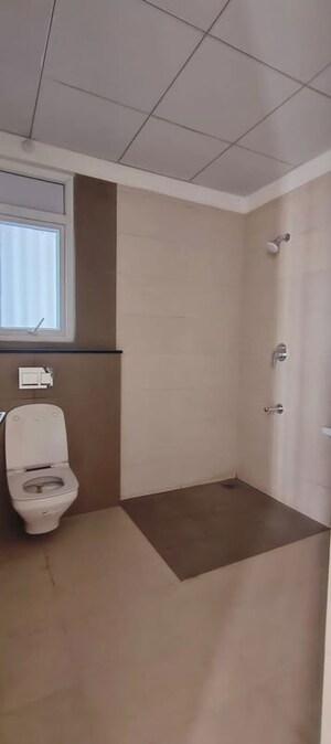 Bathroom in 4 BHK Apartment at Rajapushpa Eterna, Nanakramguda – for Sale