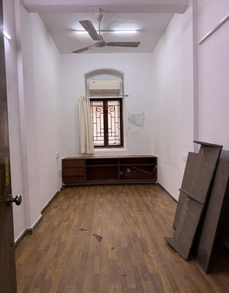 Bedroom, chawla-house Commercial Office Space 1200 Sq.Ft. In Cuffe Parade Mumbai 10715474