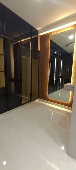 Building Lobby in 4 BHK Builder Floor at Parklands, Sector 85 – for Sale