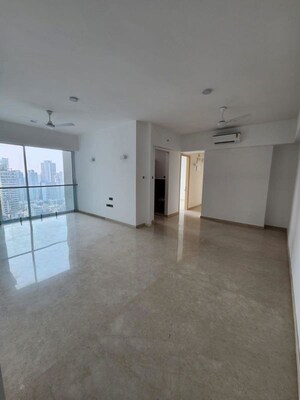 Room in 3 BHK Apartment at Marathon Monte South, Byculla West – for Sale
