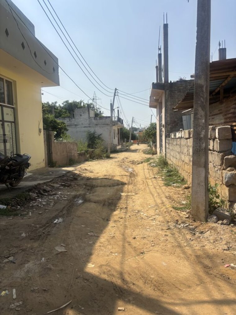 undefined, maruti kunj  75 Sq.Yd. Plot In Maruti Kunj Gurgaon 10715515