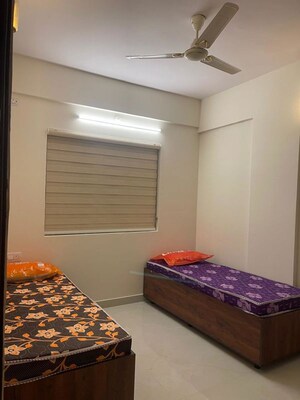 Bedroom in 3 BHK Apartment at Orchid Residency New, New Thippasandra – for Rent