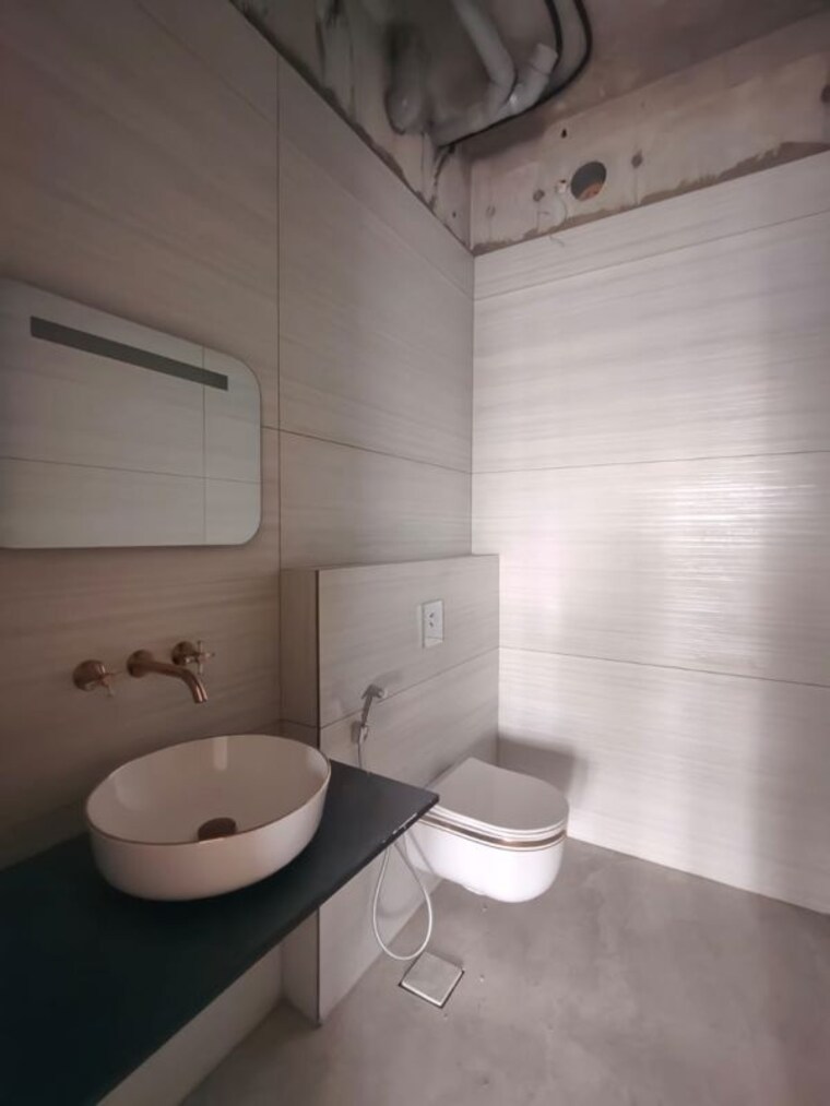 Bathroom, dsr-w 4 Bedroom 5999 Sq.Ft. Apartment In Kondapur Hyderabad 10715534