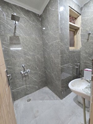 Bathroom in 1 BHK Apartment at Saket – for Rent