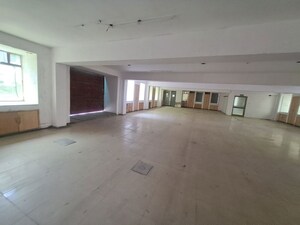 Room in  Office Space at Sector 63 – for Rent