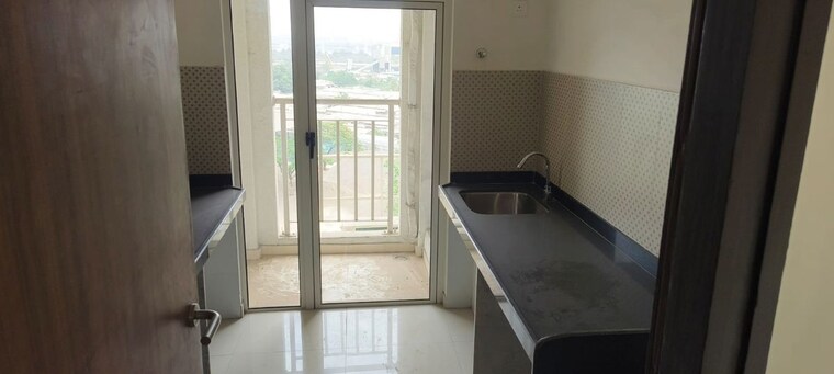 Balcony, lodha-amara 2 Bedroom 672 Sq.Ft. Apartment In Kolshet Road Thane 10715584