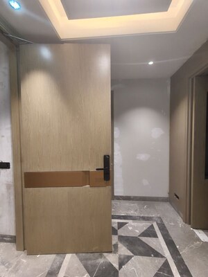 Bathroom in 4 BHK Builder Floor at Dlf Phase ii – for Sale