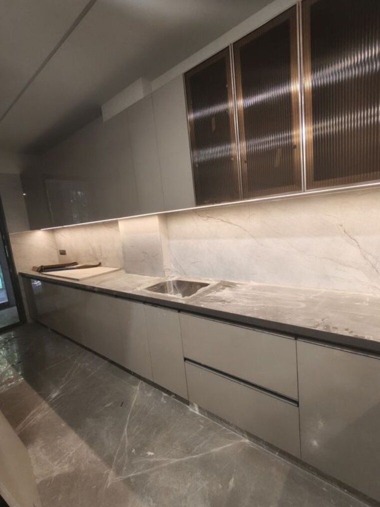 Kitchen, dlf phase ii 4 Bedroom 316 Sq.Yd. Builder Floor In Dlf Phase ii Gurgaon 10715597