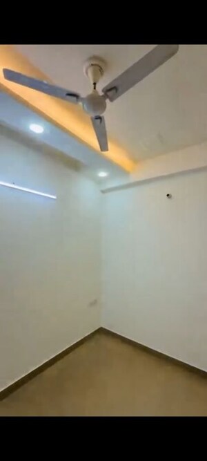 Furnished Amenities in 2 BHK Builder Floor at Pratap Vihar – for Sale