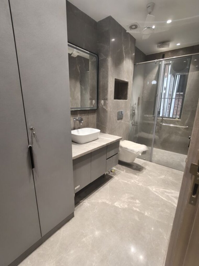 Living Room, dlf phase ii 3 Bedroom 250 Sq.Yd. Builder Floor In Dlf Phase ii Gurgaon 10715613
