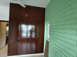 Furnished Amenities in 3 BHK Builder Floor at Safdarjung Enclave – for Rent