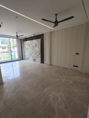3 BHK Builder Floor For Sale in Dlf Phase ii