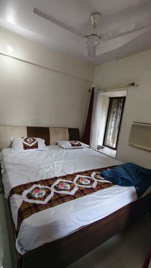 Bedroom in  Pg at Yashodham Complex, Goregaon East – for Rent