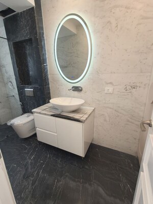 Bathroom in 4 BHK Builder Floor at Dlf Phase ii – for Sale