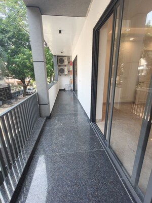 Balcony in 4 BHK Builder Floor at Dlf Phase ii – for Sale