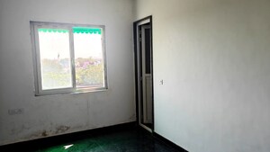 Room in  Office Space in IT/SEZ at Derawal Nagar – for Rent