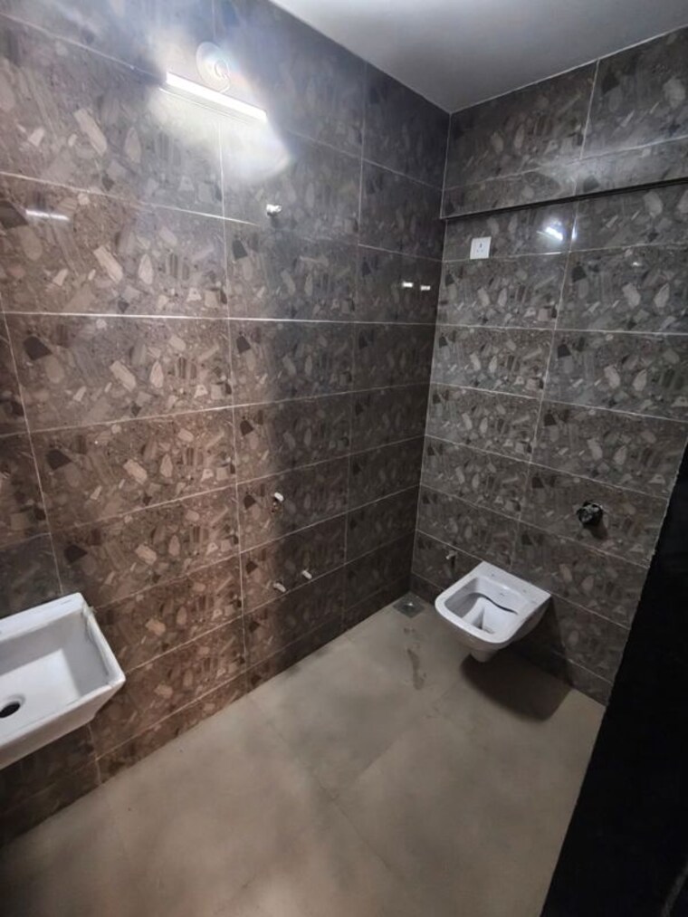 Bathroom, cosmos-enclave 2 Bedroom 617 Sq.Ft. Apartment In Kasarvadavali Thane 10715647