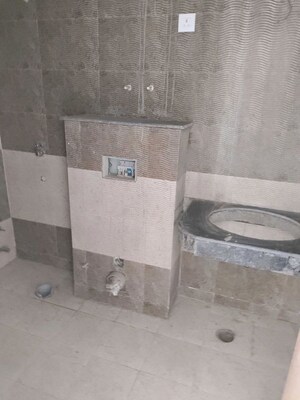 Bathroom in 2 BHK Builder Floor at Sector 21 – for Rent