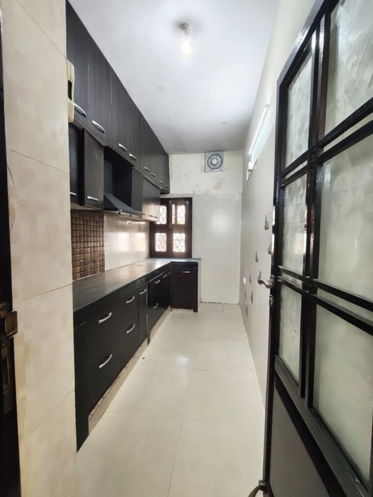 Kitchen, govindpuri 2 Bedroom 551 Sq.Ft. Builder Floor In Govindpuri Delhi 10715674