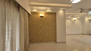Room in 2 BHK Builder Floor at Sector 23 – for Rent