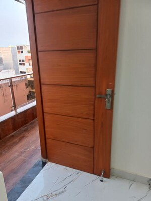 Furnished Amenities in 3.5 BHK Independent House at Palla – for Sale