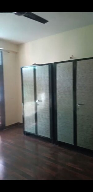 Bedroom in 3.5 BHK Builder Floor at Rps Palms, Sector 88 – for Rent