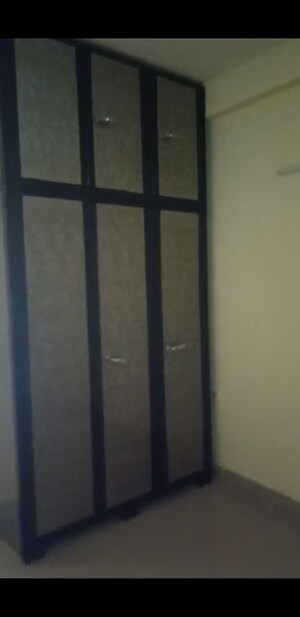 Building Lobby in 3.5 BHK Builder Floor at Rps Palms, Sector 88 – for Rent