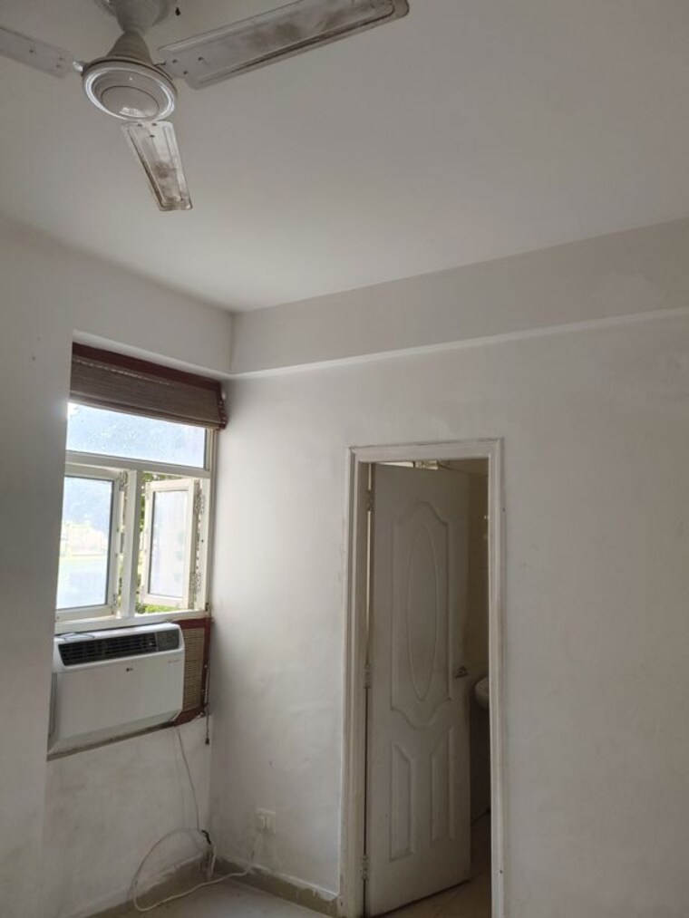 Room, shree-vardhman-mantra 2 Bedroom 800 Sq.Ft. Apartment In Sector 67 Gurgaon 10715692