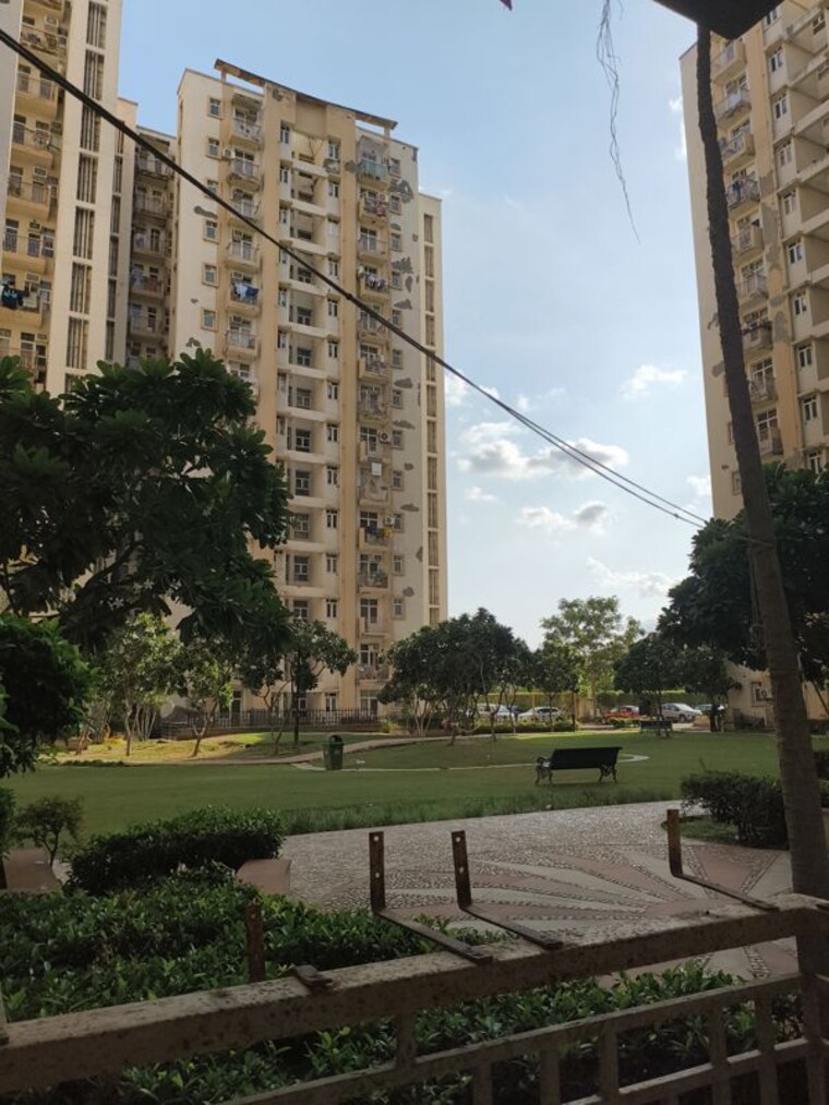 Exterior View, shree-vardhman-mantra 2 Bedroom 800 Sq.Ft. Apartment In Sector 67 Gurgaon 10715692