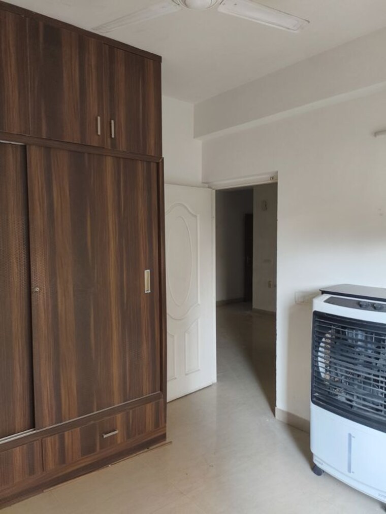 Room, shree-vardhman-mantra 2 Bedroom 800 Sq.Ft. Apartment In Sector 67 Gurgaon 10715692
