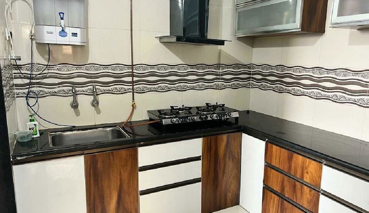 Ssd Rug Resale 2 Bedroom 800 Sq.Ft. Apartment in SSD Sai Crystal, Rahatani Pune ...