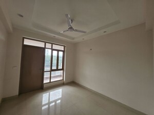 2 BHK Builder Floor For Rent in Sector 21