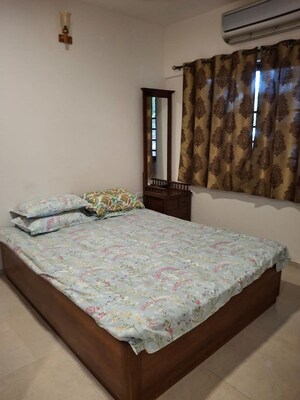Bedroom in 1 BHK Apartment at Sheth Vasant Oasis, Andheri East – for Rent