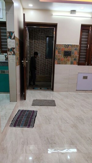 Living Room in 1 BHK Independent House at Sarita Vihar – for Rent