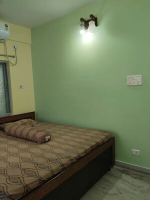 Room in 2 BHK Apartment at Lake Gardens – for Sale