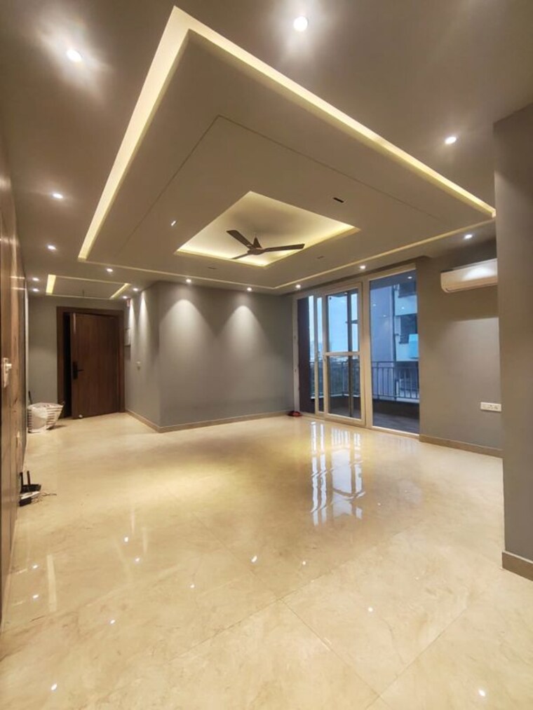 Room, sector 47 4 Bedroom 3100 Sq.Ft. Apartment In Sector 47 Gurgaon 10715708