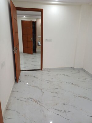 Furnished Amenities in 3.5 BHK Independent House at Palla – for Sale