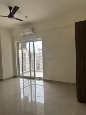 Room in 3 BHK Builder Floor at Sector 22 – for Rent