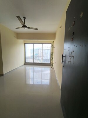 Room in 2 BHK Apartment at Kakad Paradise Phase 1, Mira Road – for Rent