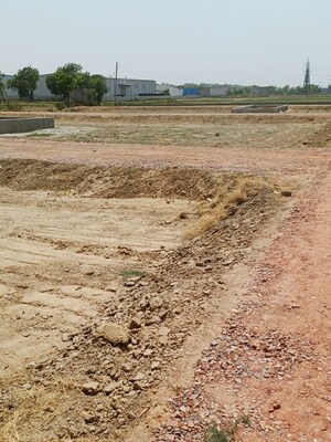  Plot For Sale in Kanwara Village