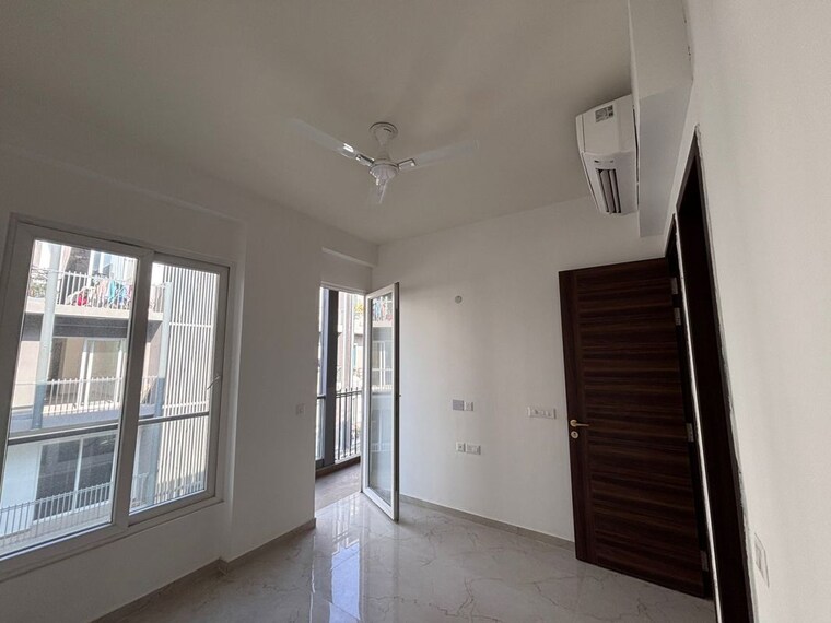 Room, smart-world-orchard 3 Bedroom 1680 Sq.Ft. Apartment In Sector 61 Gurgaon 10715785