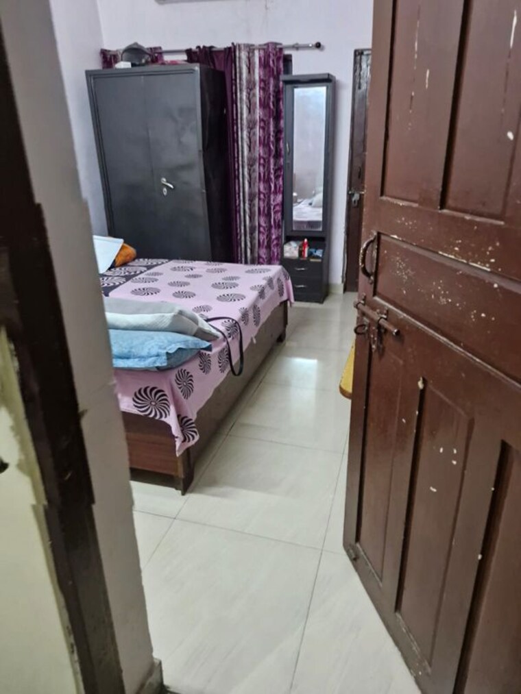 Bedroom, rakesh marg 5 Bedroom 220 Sq.Yd. Independent House In Rakesh Marg Ghaziabad 10715771