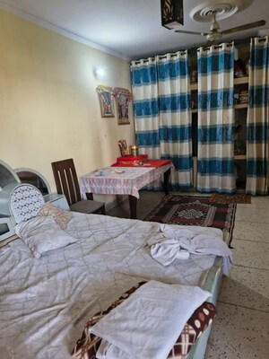 Bedroom in 5 BHK Independent House at Rakesh Marg – for Sale