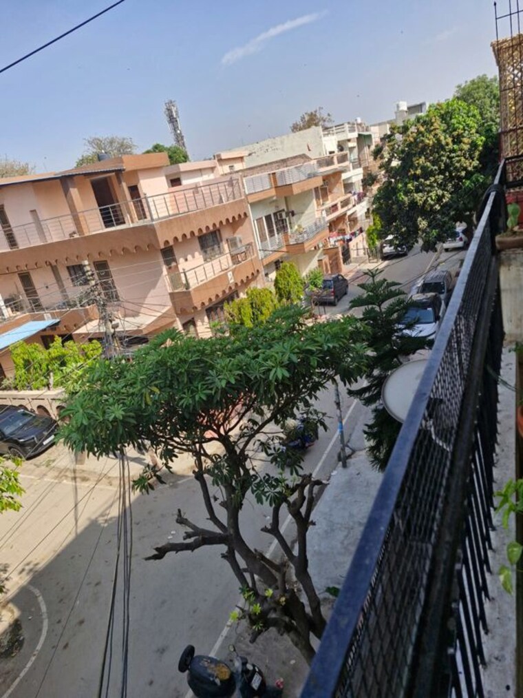 Exterior View, rakesh marg 5 Bedroom 220 Sq.Yd. Independent House In Rakesh Marg Ghaziabad 10715771