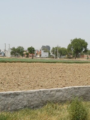 Swimming Pool in  Plot at Kanwara Village – for Sale