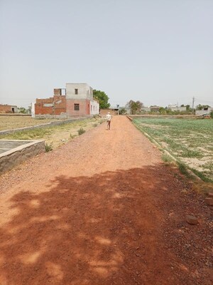  Plot For Sale in Kanwara Village