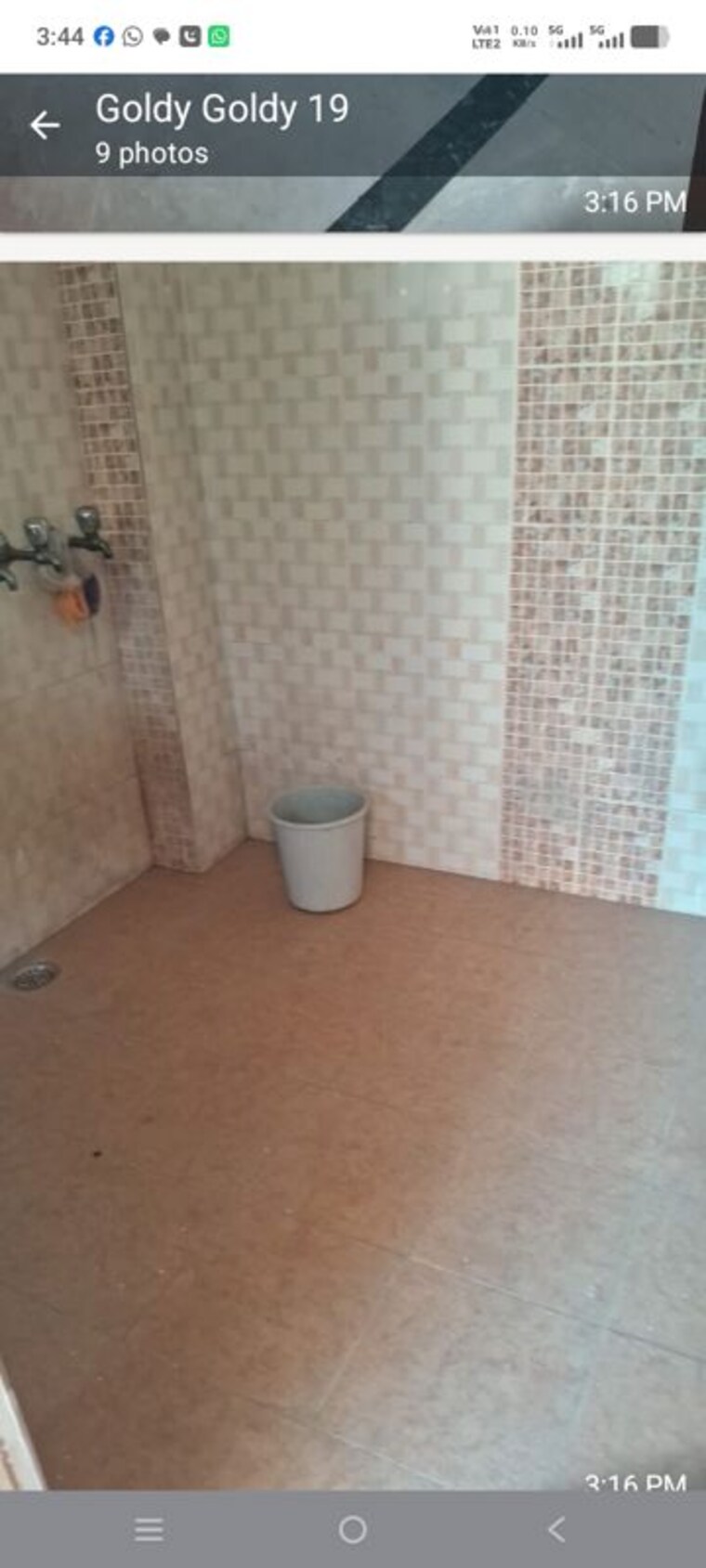 Bathroom, sector 19 2.5 Bedroom 1350 Sq.Ft. Builder Floor In Sector 19 Noida 10715795