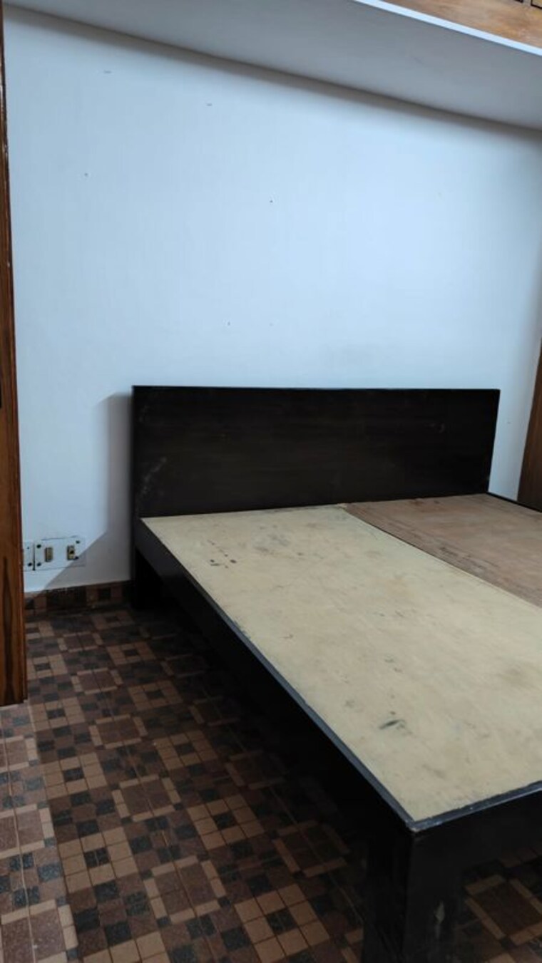 Bedroom, sarita vihar 1.5 Bedroom 450 Sq.Ft. Independent House In Sarita Vihar Delhi 10715807