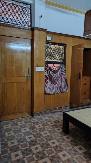 Bedroom in 1.5 BHK Independent House at Sarita Vihar – for Rent